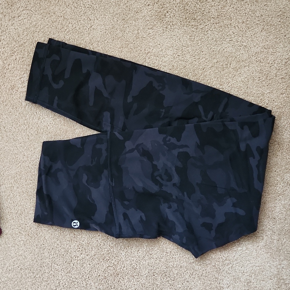 Lululemon align 25", size 6